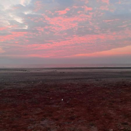 Coastal Bay Beach Resort Harnai Екстериор снимка