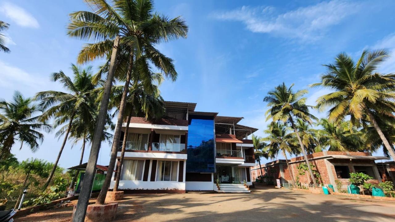 Coastal Bay Beach Resort Harnai Екстериор снимка